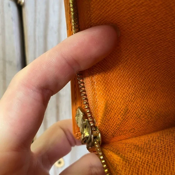 Louis Vuitton Sarah Epi leather long wallet mini crossbody orange gold - Picture 7 of 11